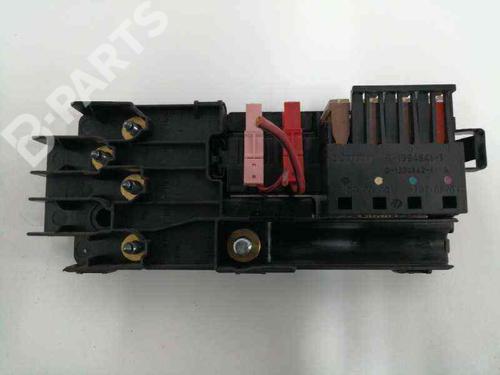 Used Fuse box MERCEDES-BENZ M-CLASS (W164) ML 300 CDI 4-matic (164.121) (204 hp) 5015661
