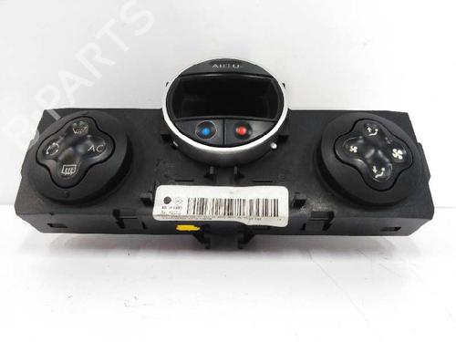 Used Climate control RENAULT CLIO III (BR0/1, CR0/1) [2005-2014]  7665368