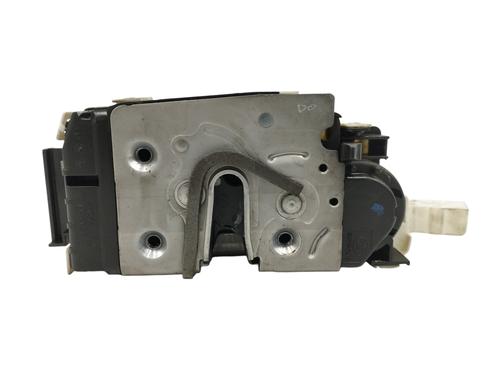 rear-right-lock-mercedes-benz-c-class-w204-c-200-cdi-204007-204006-a2047301435-2007-2008-2009-2010-2011-2012-2013-2014-2015-15730582 main image