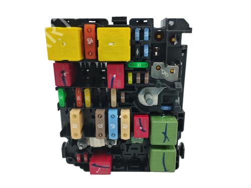 Used Fuse box PEUGEOT 208 I (CA_, CC_) [2012-2021]  16097383