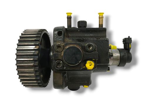 Used Injection pump OPEL VECTRA C GTS (Z02) 1.9 CDTI (F68) (120 hp) 23576063