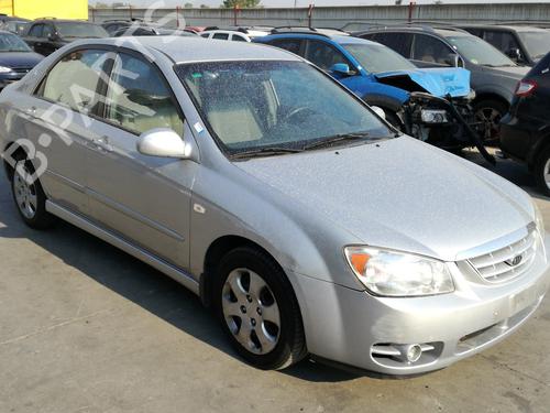 Brugte KIA CERATO I Saloon (LD) 2.0 CRDi (112 hp) 3495308