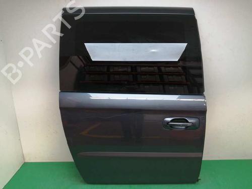 Used Right slide door CHRYSLER VOYAGER IV (RG, RS) 2.5 CRD (141 hp) 10200870