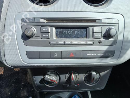 Used Radio Radio SEAT IBIZA IV (6J5, 6P1) 1.6 TDI (90 hp) 33656763 33656763