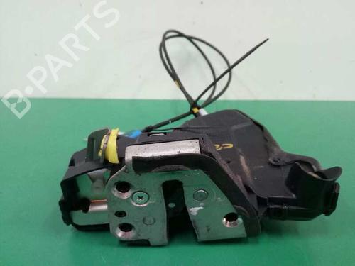 Used Front left lock TOYOTA AURIS (_E15_) 1.8 Hybrid (ZWE150_, ZWE150R) (136 hp) 2676424