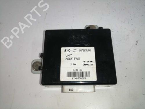 electronic-module-kia-sorento-i-jc-25-crdi-4wd-957003e100-2002-2003-2004-2005-2006-2007-2008-2009-2010-2011-7555025 main image