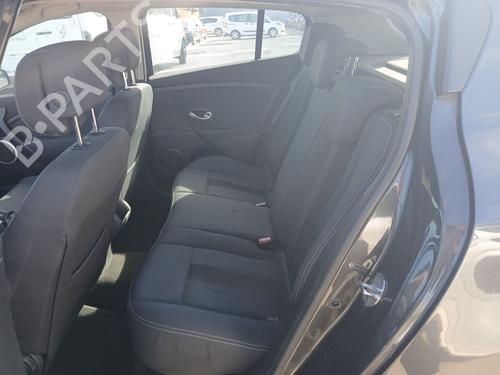 Left headlight RENAULT MEGANE III Hatchback (BZ0/1_, B3_) 1.5 dCi | BP33547227C28  - Image 13