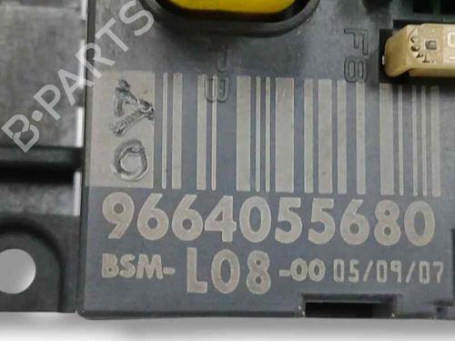 Fuse box CITROËN C4 Picasso I MPV (UD_) 2.0 HDi 138 | BP26657864E1