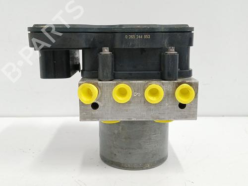Used ABS pump TOYOTA AURIS (_E18_) 1.2 (NRE185_, NRE185R) (116 hp) 29555805