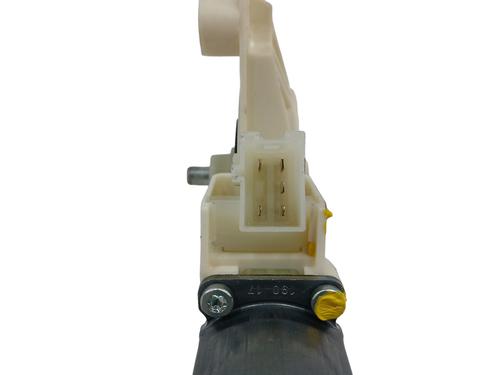 Left front window motor MERCEDES-BENZ A-CLASS (W176) A 200 CDI (176.001) | BP17572691E21