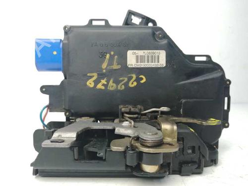 Used Rear left lock SEAT ALTEA (5P1) 1.9 TDI (105 hp) 8673449