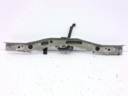 Crossmember TOYOTA AURIS (_E18_) 1.2 (NRE185_, NRE185R) | BP30383356C162