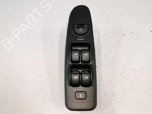 Used Left front window switch HYUNDAI ELANTRA III (XD) 2.0 CRDi (113 hp) 8298705