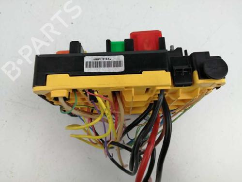Fuse box OPEL CORSA F (P2JO) | BP8182541E1