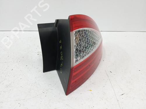 Used Right taillight FORD MONDEO IV (BA7) 2.0 TDCi (140 hp) 28818604