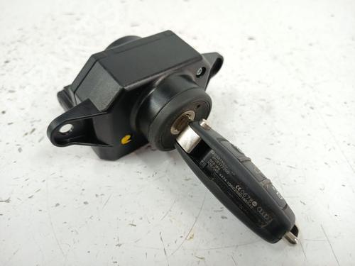 Used Electronic module Electronic module AUDI A6 C6 (4F2) 3.0 TDI quattro (225 hp) 33053874 33053874