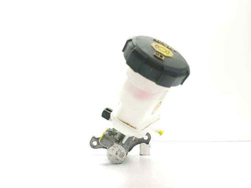 Used Brake master cylinder KIA STONIC (YB) 1.2 CVVT (84 hp) 9736440