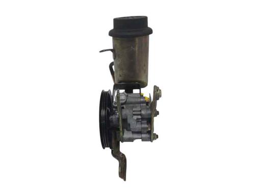 Used Steering pump TOYOTA YARIS (_P1_) 1.4 D-4D (NLP10_, NLP10R) (75 hp) 22920606