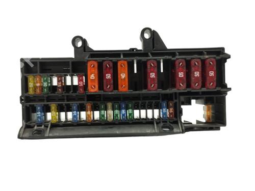 Used Fuse box BMW 7 (E65, E66, E67) 730 d (218 hp) 13647366