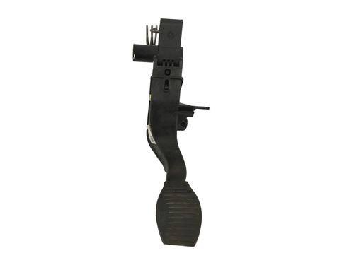 Clutch pedal FIAT 500L (351_, 352_) 1.3 D Multijet (199LXY1A, 199LXY11) (84 hp) 15676896