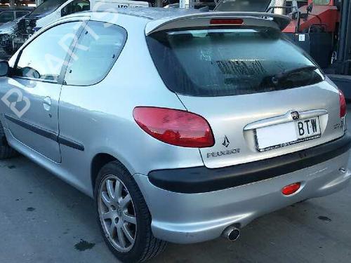 Injection rail PEUGEOT 206 Hatchback (2A/C) | BP12429136M98