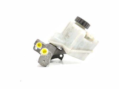 Used Brake master cylinder MERCEDES-BENZ C-CLASS (W204) C 220 CDI (204.002) (170 hp) 11761438