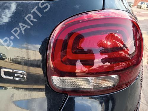 Farolim direito CITROËN C3 III (SX) 1.2 VTi 82 (82 hp) 32134791