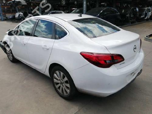 Rat OPEL ASTRA J Saloon 1.6 CDTi (69) | BP17021159C49 