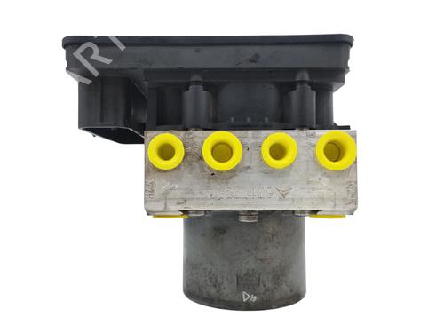 Used ABS pump FIAT 500L (351_, 352_) 1.3 D Multijet (199LXY1A, 199LXY11) (84 hp) 15676895