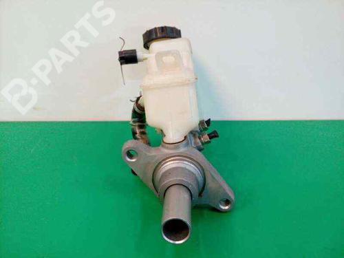 Brake master cylinder TOYOTA YARIS Hatchback Van (_P13_) 1.0 VVTi (KSP130) | BP3322795M77 