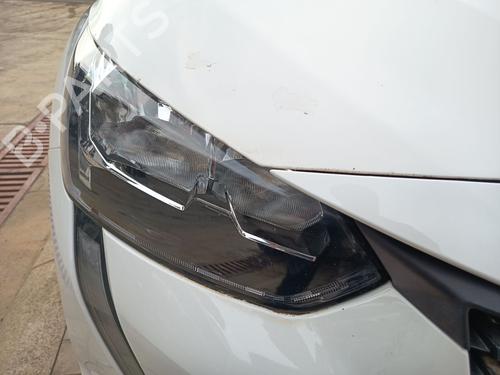 Koplamp rechts PEUGEOT 208 II (UB_, UP_, UW_, UJ_) 1.5 BlueHDI 100 (102 hp) 31696304