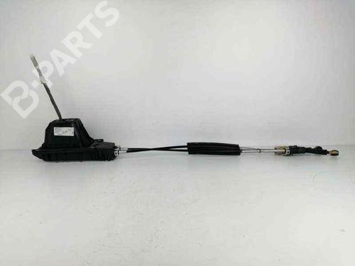Used Gear lever RENAULT CLIO IV (BH_) 0.9 TCe 90 (BHNF, BHMA, BHMH, BHJK, BHJR) (90 hp) 8193650