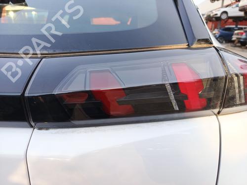 Feu de coffre droit PEUGEOT 2008 II (UD_, US_, UY_, UJ_, UR_, UC_) 1.5 BlueHDI 110 (UDYHSK) (110 hp) 31929130