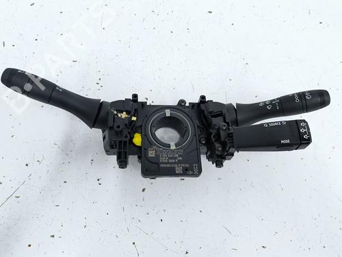 switch-renault-clio-v-b7_-2019-40447310 main image