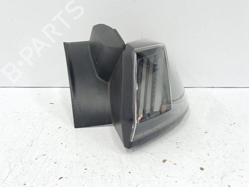 Used Right taillight PEUGEOT 3008 II SUV (MC_, MR_, MJ_, M4_) Hybrid (224 hp) 29918723