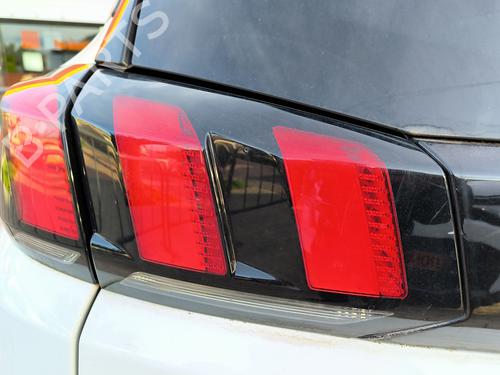 left-tailgate-light-peugeot-5008-ii-mc_-mj_-mr_-m4_-2016-31905073 main image