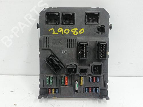 Used Fuse box CITROËN XSARA PICASSO (N68) 2.0 HDi (90 hp) 30836733