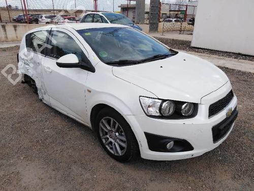 Pièces Détachées Usagées CHEVROLET AVEO Hatchback (T300) 1.4 (101 hp) 4169274