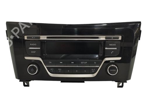 Used Radio NISSAN X-TRAIL III (T32_, T32R, T32RR) 1.6 dCi (T32) (130 hp) 17323418