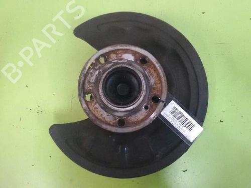 Used Left rear steering knuckle MERCEDES-BENZ A-CLASS (W176) A 200 (176.043) (156 hp) 1140040
