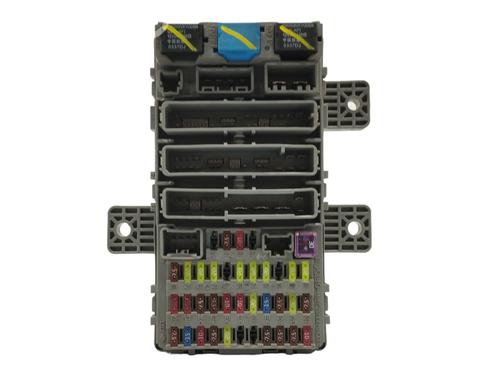 Used Fuse box Fuse box HONDA CIVIC VIII Hatchback (FN, FK) 1.8 (FN1, FK2) (140 hp) 16472581 16472581