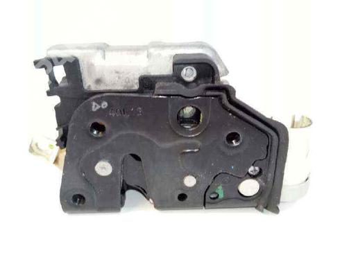 Front left lock AUDI A3 Sportback (8VA, 8VF) 1.6 TDI (105 hp) 8X1837015 | 8X1837015 |