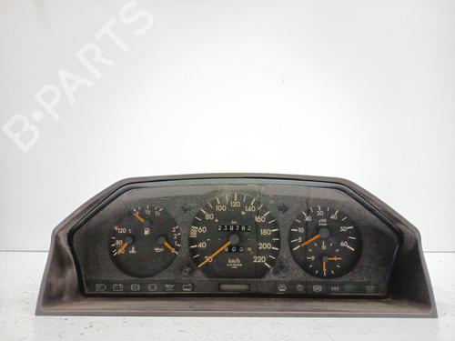 Used Instrument cluster Instrument cluster MERCEDES-BENZ 124 Saloon (W124) 300 D (124.130) (113 hp) 35755109 35755109