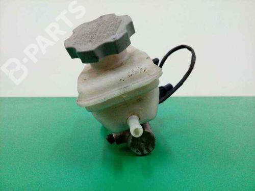 Brake master cylinder HYUNDAI H-1 / STAREX Bus (A1) 2.5 CRDi | BP4638264M77 