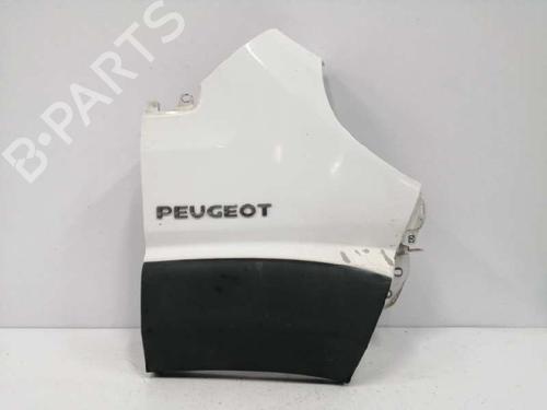 Used Right front fenders FORD FOCUS I (DAW, DBW) 1.8 Turbo DI / TDDi (90 hp) 8930887