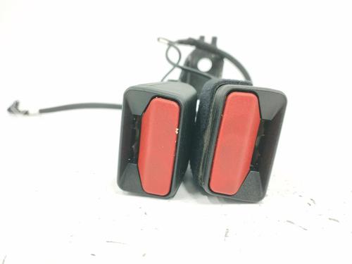 Used Seat buckle CITROËN C4 III (BA_, BB_, BC_) BLUEHDI 110 (BBYHSA) (110 hp) 14153847