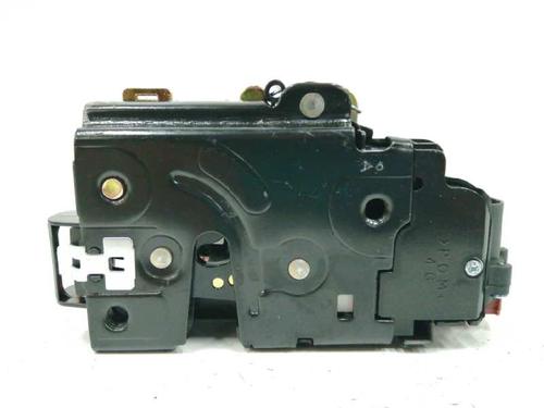Cerradura puerta delantera izquierda VW PHAETON (3D1, 3D2, 3D3, 3D4, 3D6, 3D7, 3D8, 3D9) 3.2 V6 (241 hp) 29027054