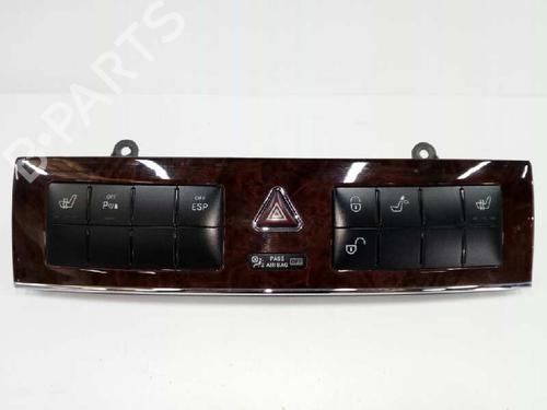 Used Warning switch MERCEDES-BENZ C-CLASS (W203) [2000-2007]  5182386