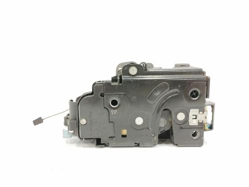 Used Front right lock VW CADDY III MPV (2KB, 2KJ, 2CB, 2CJ) 2.0 TDI (140 hp) 13217580