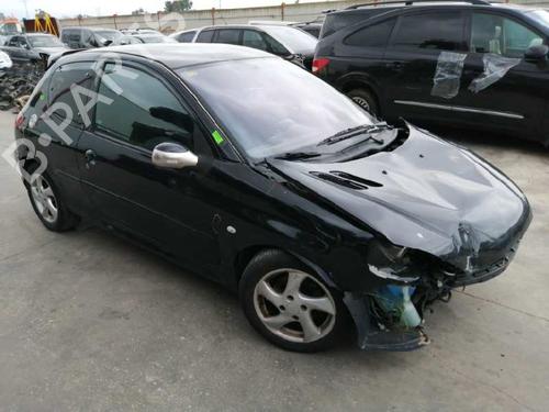 Fuse box PEUGEOT 206 Hatchback (2A/C) 2.0 HDI 90 | BP16763194E1 